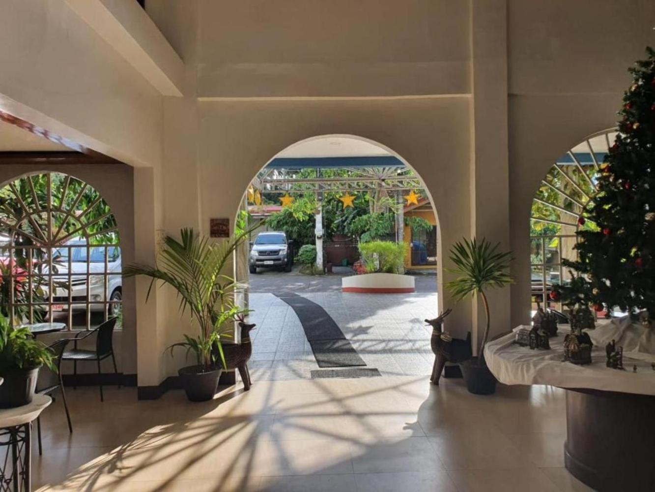 Fernando'S Hotel Sorsogon Dış mekan fotoğraf